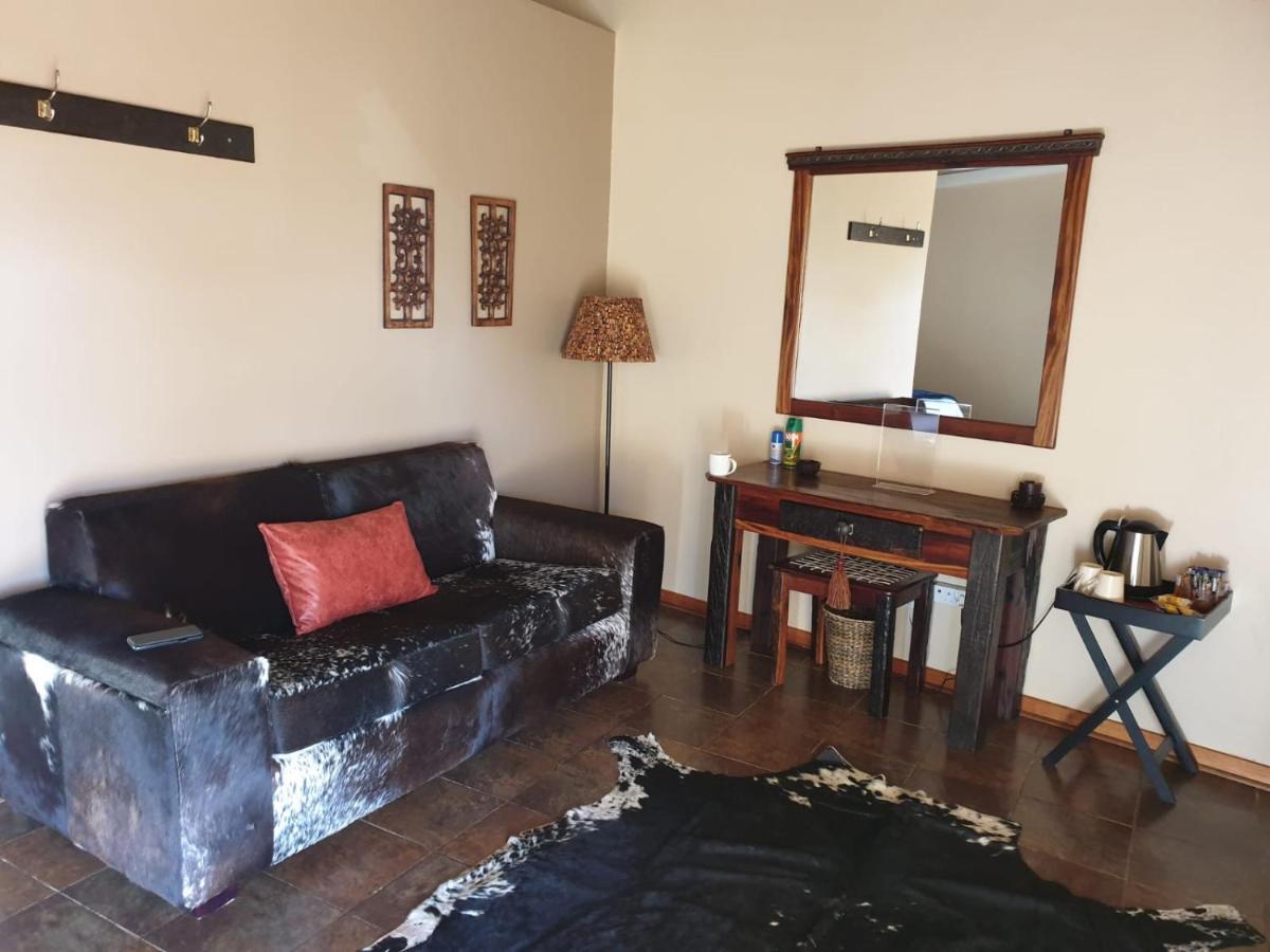 Heuningneskloof Wag N Bietjie Bush Lodge מראה חיצוני תמונה