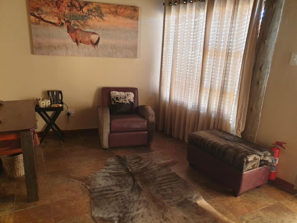 Heuningneskloof Wag N Bietjie Bush Lodge מראה חיצוני תמונה