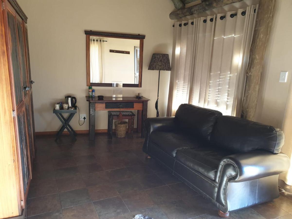 Heuningneskloof Wag N Bietjie Bush Lodge מראה חיצוני תמונה