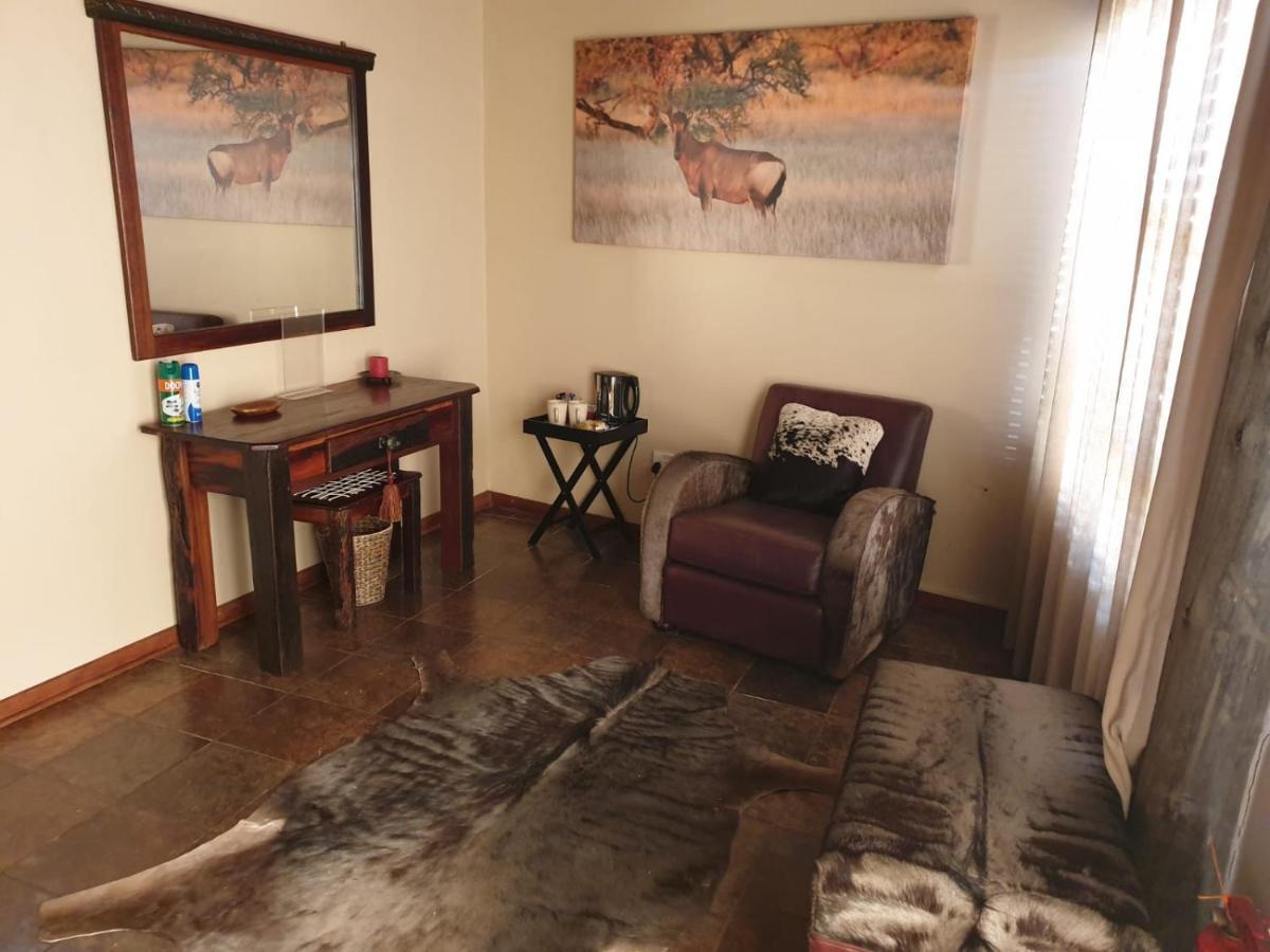 Heuningneskloof Wag N Bietjie Bush Lodge מראה חיצוני תמונה